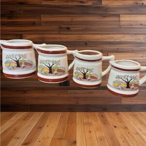 Set of 4 Debbie Kingston Ceramic Creamer Style Measuring Cups